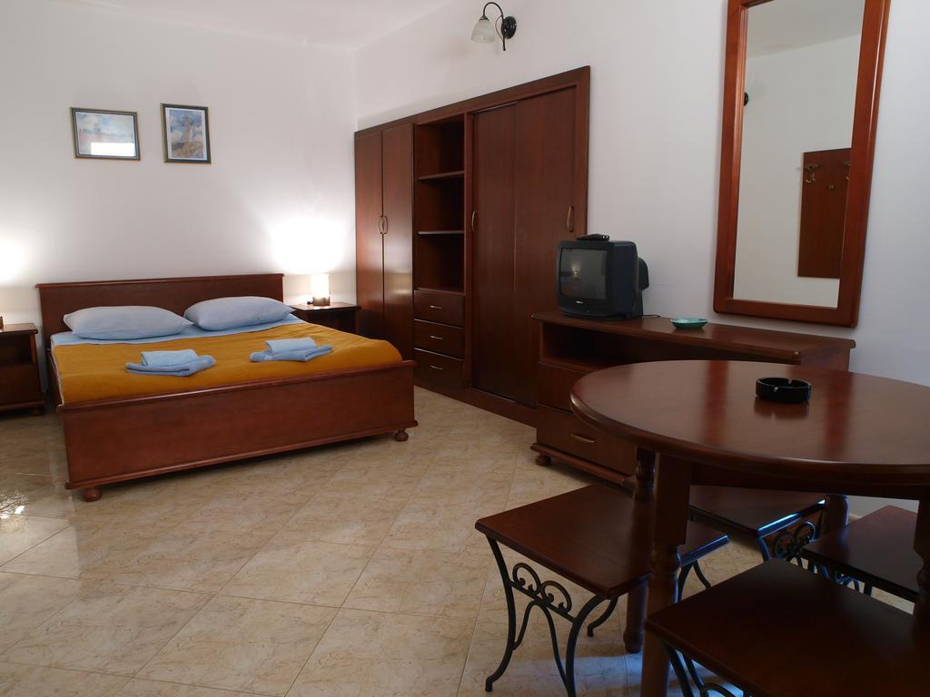 Apartments Obala Dragovic Petrovac Номер фото
