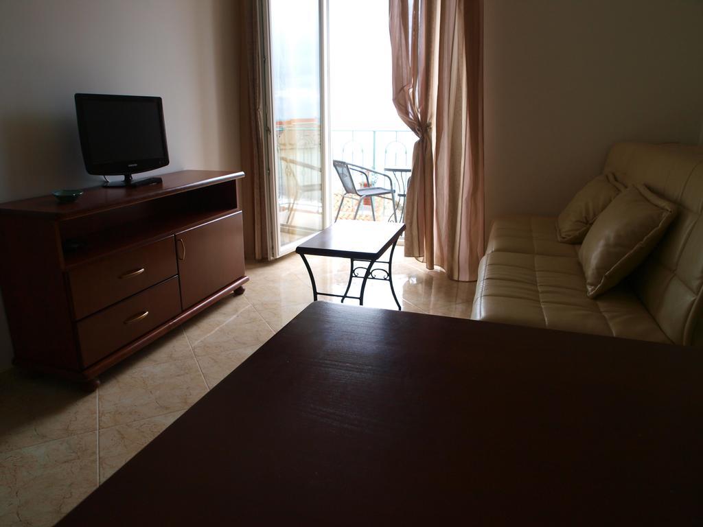 Apartments Obala Dragovic Petrovac Номер фото